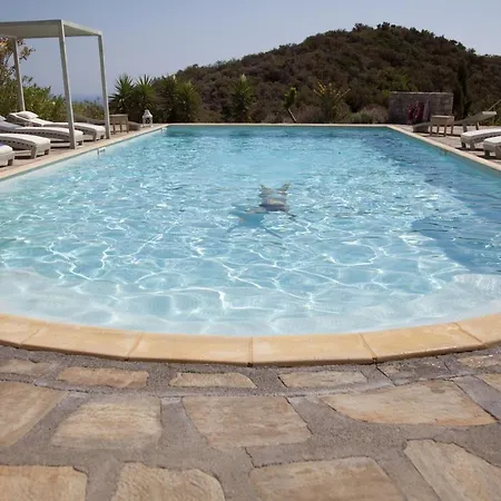 Apartment Estia 3 *